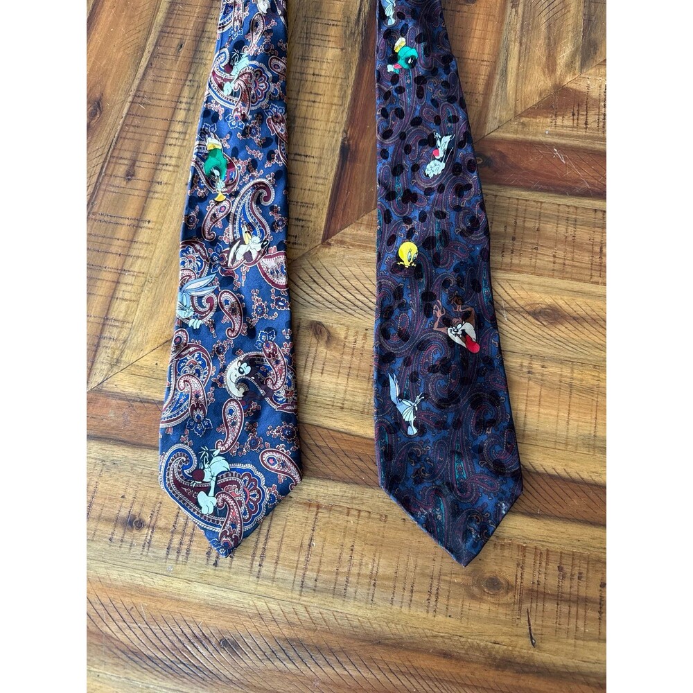 Vintage 90s Looney Tunes Mania Paisley 100% Silk Tie Bundle 2pc Bugs Taz Y2K